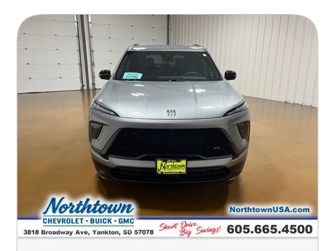 Used 2025 Buick Enclave Sport Touring image 16