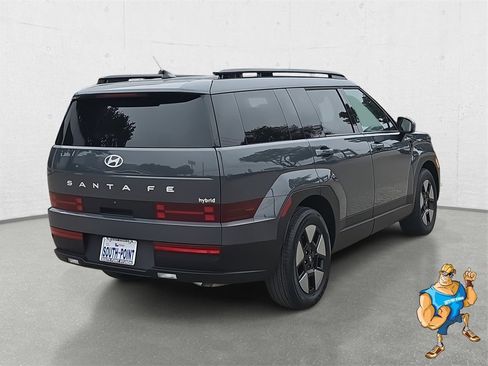 Certified 2025 Hyundai Santa Fe SEL image 5
