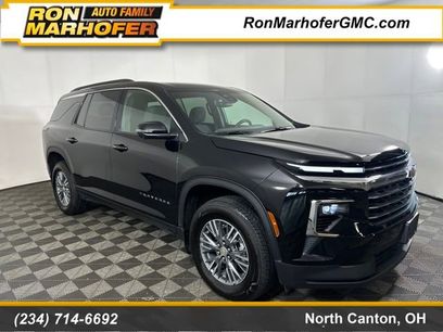 Used 2025 Chevrolet Traverse LT w/ Driver Confidence Package