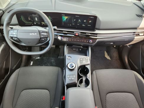 New 2026 Kia Sportage S image 24