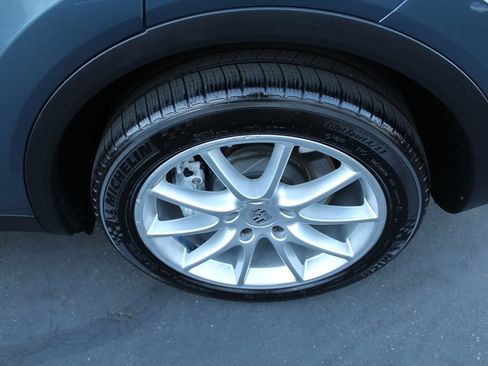 Used 2019 Porsche Cayenne AWD/4WD image 14