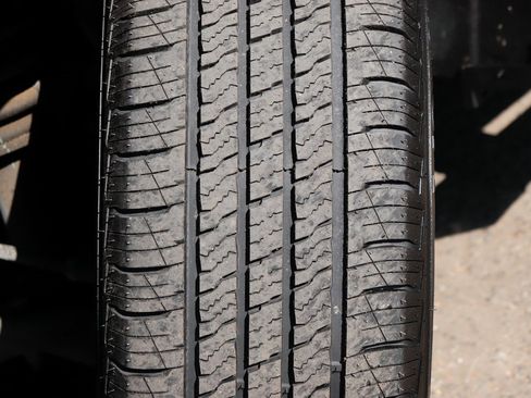 Used 2018 Ford F150 XLT w/ Equipment Group 302A Luxury image 44