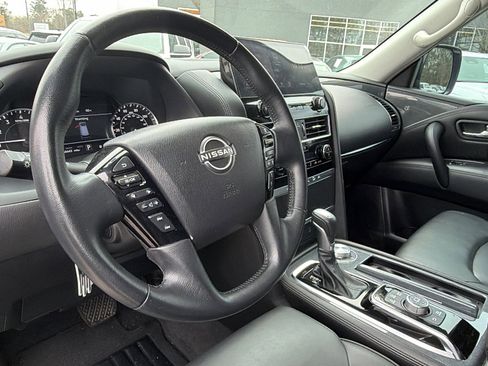 Used 2022 Nissan Armada SV w/ SV Appearance Package image 27