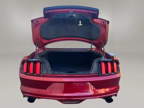 Used 2017 Ford Mustang Coupe RWD image 10