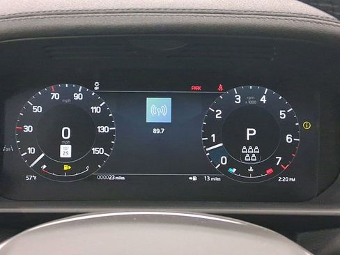 New 2026 Land Rover Discovery Limited Edition image 18