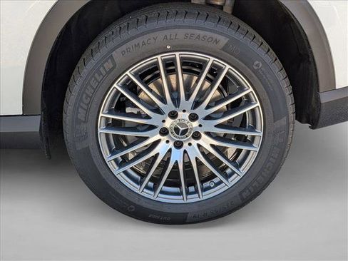 New 2026 Mercedes-Benz GLC 300 image 10