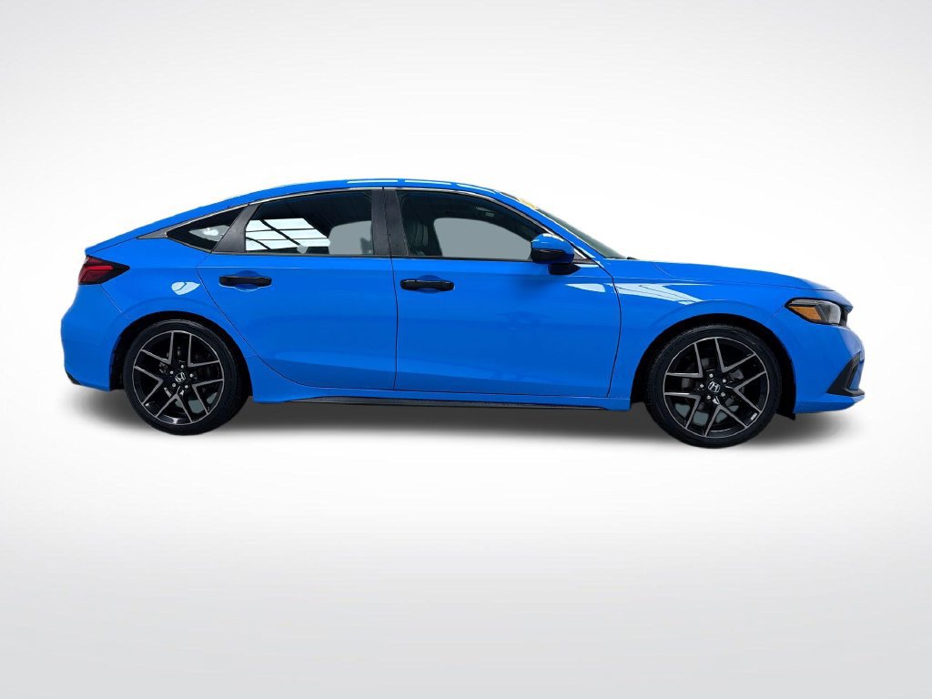 Used 2024 Honda Civic Sport Touring image 2