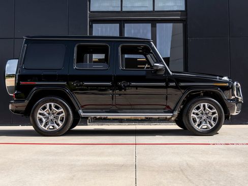 Used 2025 Mercedes-Benz G 550 image 10