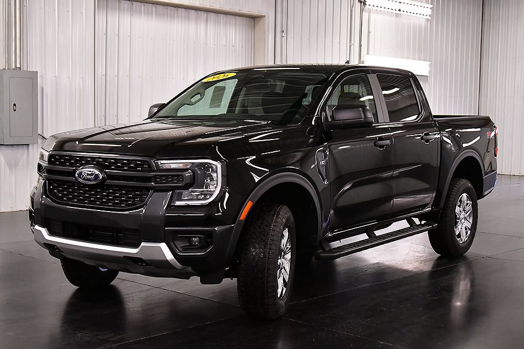 New 2026 Ford Ranger XLT w/ Equipment Group 301A High AWD/4WD image 3