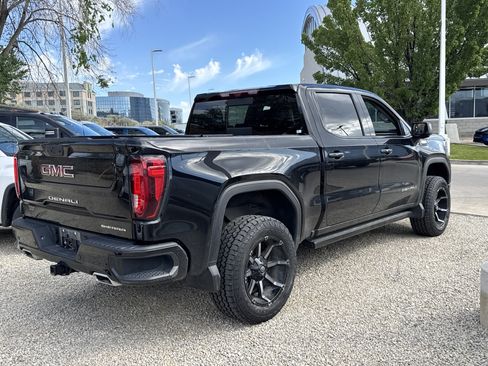 Used 2023 GMC Sierra 1500 Denali w/ Denali Reserve Package AWD/4WD image 6