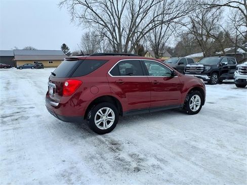 Used 2010 Chevrolet Equinox LT image 3