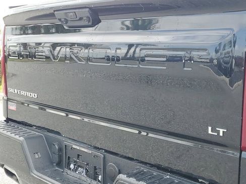 Used 2024 Chevrolet Silverado 1500 LT Trail Boss w/ Convenience Package II image 5