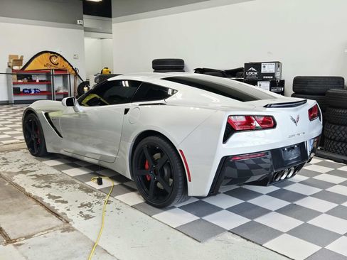Used 2014 Chevrolet Corvette Stingray Coupe w/ Battery Protection Package RWD image 4