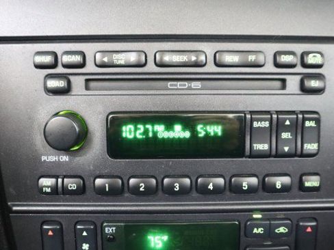 Used 2003 Ford Thunderbird image 13