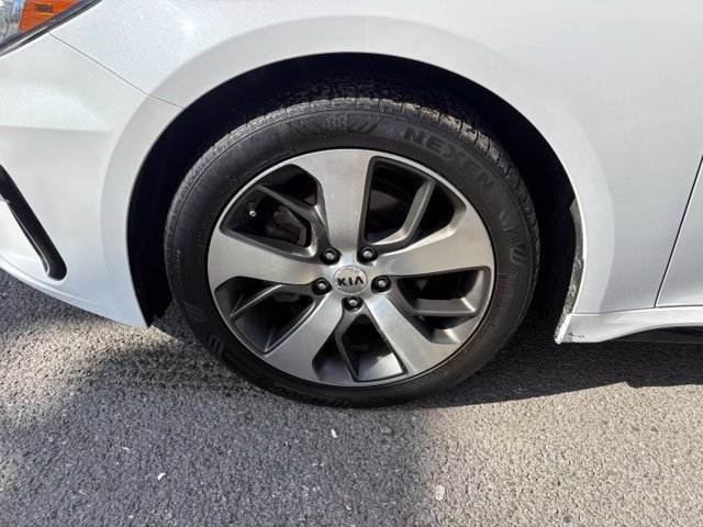 Used 2020 Kia Optima S FWD image 13