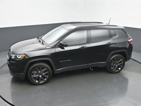 New 2026 Jeep Compass Limited image 39