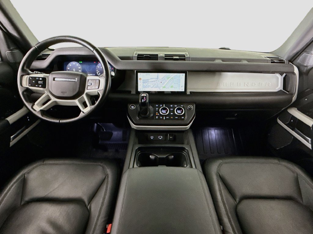 Used 2024 Land Rover Defender 110 S AWD/4WD image 9
