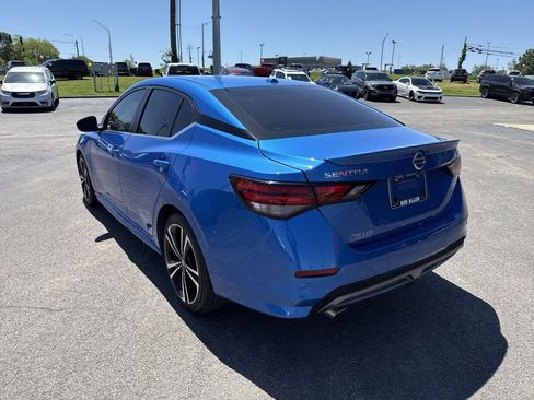 Used 2022 Nissan Sentra SR w/ Trunk Package FWD image 12