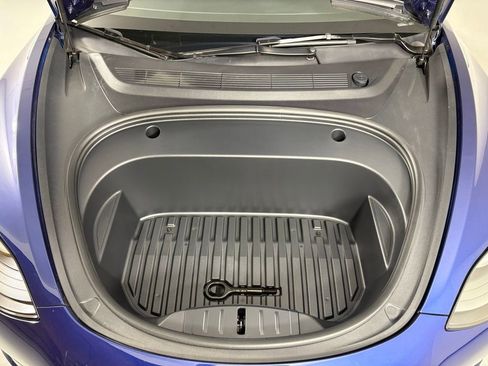 Used 2023 Tesla Model 3 Standard Range RWD image 41
