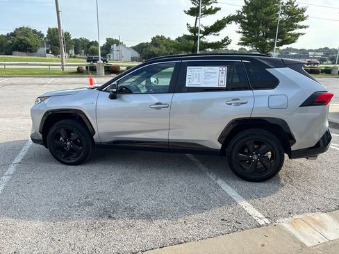 Used 2020 Toyota RAV4 XSE w/ XSE Grade Weather Package AWD/4WD image 19