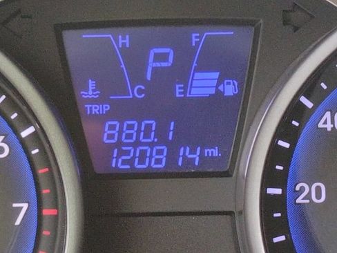Used 2013 Hyundai Tucson Limited w/ Premium Pkg FWD image 7