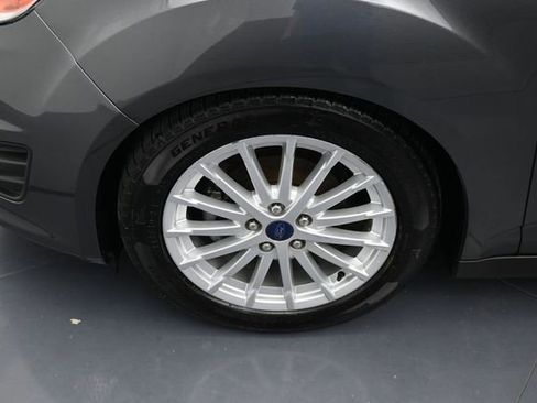 Used 2016 Ford C-MAX SEL w/ Equipment Group 302A FWD image 9
