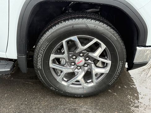 New 2026 GMC Sierra 1500 SLT w/ SLT Premium Package image 12