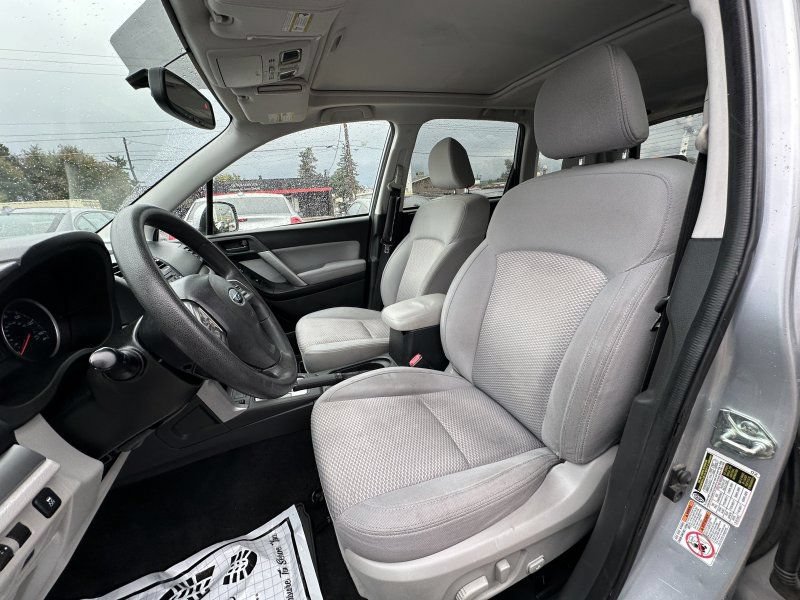 Used 2014 Subaru Forester 2.5i Premium w/ All-Weather Package AWD/4WD image 11