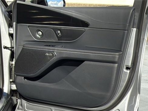 New 2026 Lincoln Nautilus Reserve w/ Jet Appearance Package image 10