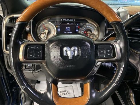 Used 2019 RAM 2500 Limited w/ Cold Weather Group AWD/4WD image 11
