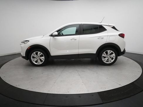 Used 2024 Buick Encore GX Preferred AWD/4WD image 24