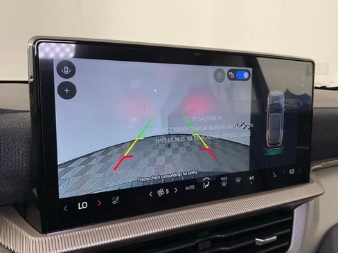 New 2025 Ford Explorer Active w/ Active Comfort Package image 24