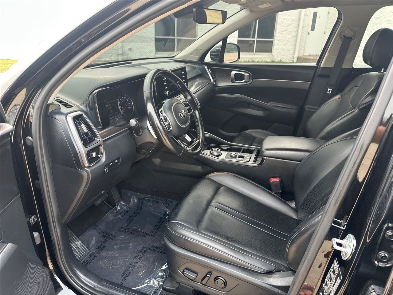 Used 2021 Kia Sorento S FWD image 9