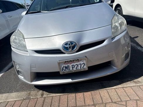 Used 2010 Toyota Prius Five FWD image 3