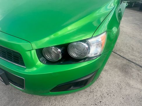 Used 2016 Chevrolet Sonic LT w/ Fun and Sun Package image 10