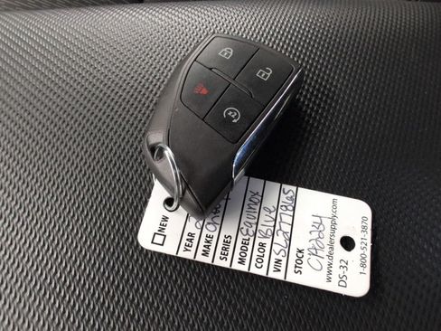 Used 2025 Chevrolet Equinox LT AWD/4WD image 27