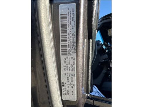 Used 2018 Jeep Wrangler Sport AWD/4WD image 31