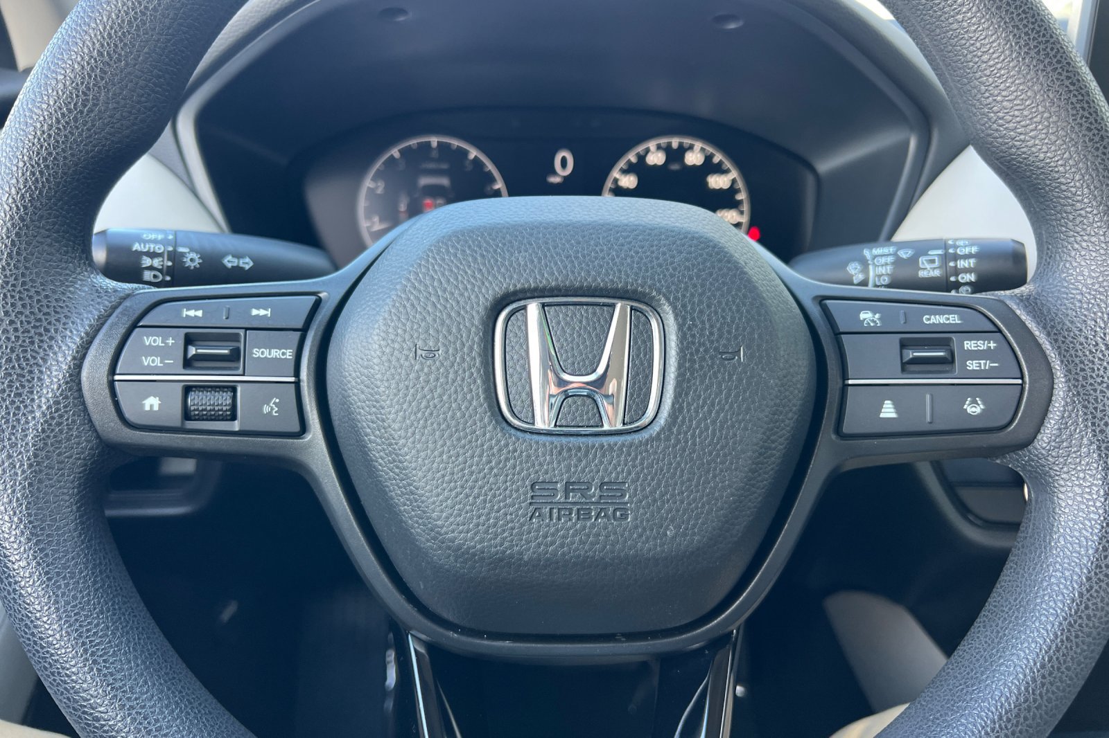 Used 2025 Honda HR-V LX image 23