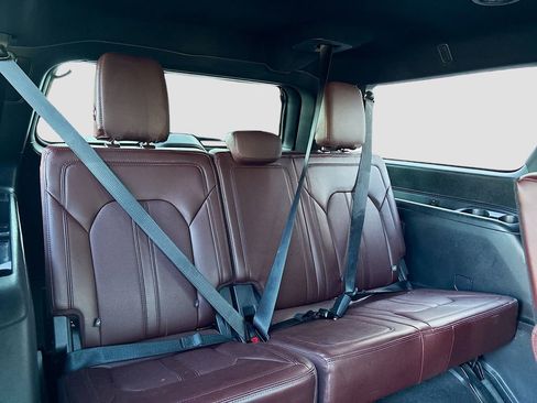 Used 2024 Ford Expedition Max Limited image 28