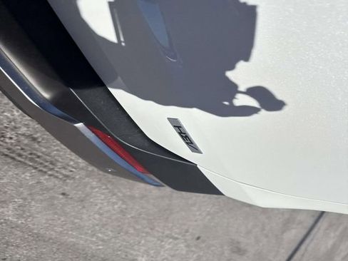 Used 2025 Kia Carnival SX image 7