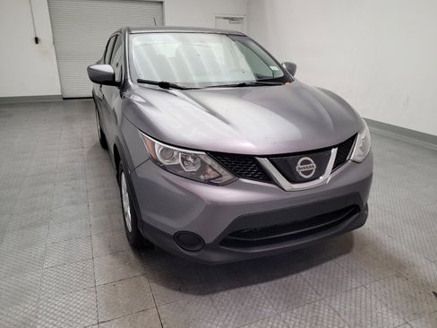 Used 2019 Nissan Rogue Sport S FWD image 14