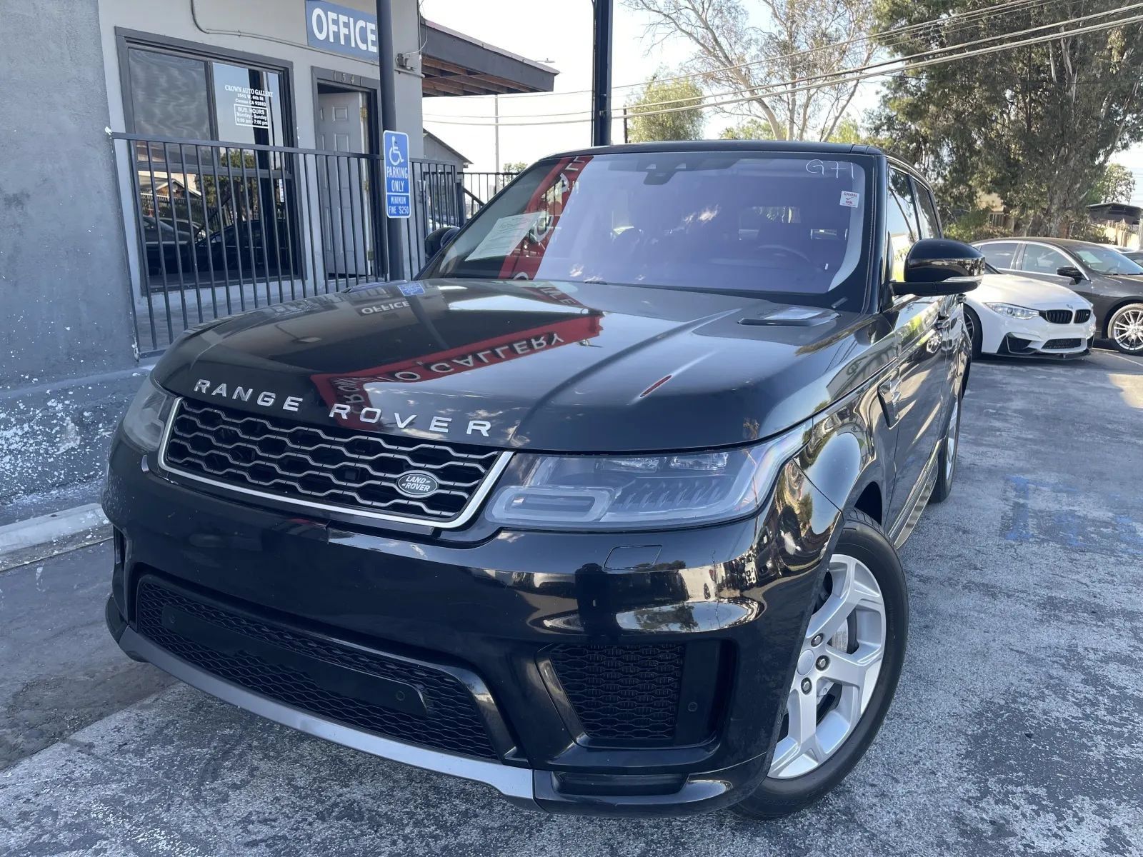 Used 2020 Land Rover Range Rover Sport HSE AWD/4WD image 1
