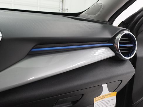 New 2026 Chevrolet Trax LT w/ Driver Confidence Package image 30