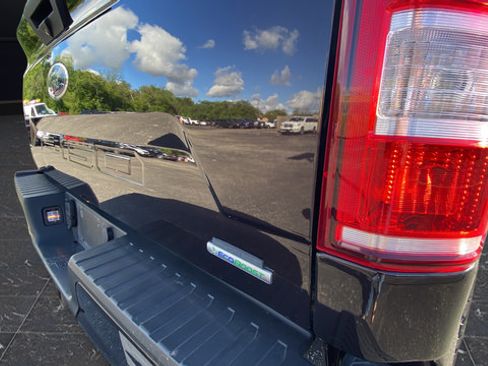 Used 2019 Ford F150 XL w/ Equipment Group 101A Mid AWD/4WD image 32