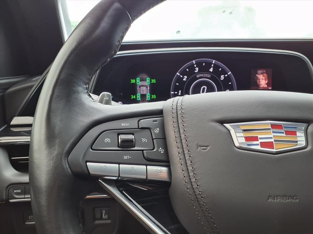 Certified 2023 Cadillac Escalade V w/ LPO, ONYX Package AWD/4WD image 30