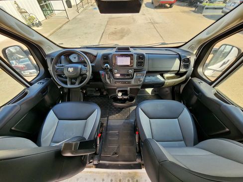Used 2025 RAM ProMaster 2500 w/ Convenience Group FWD image 37