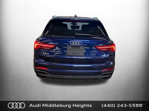 Used 2025 Audi Q3 2.0T Premium w/ Convenience Plus Package image 6