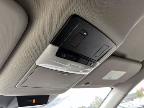 Certified 2022 Nissan Rogue SV image 36