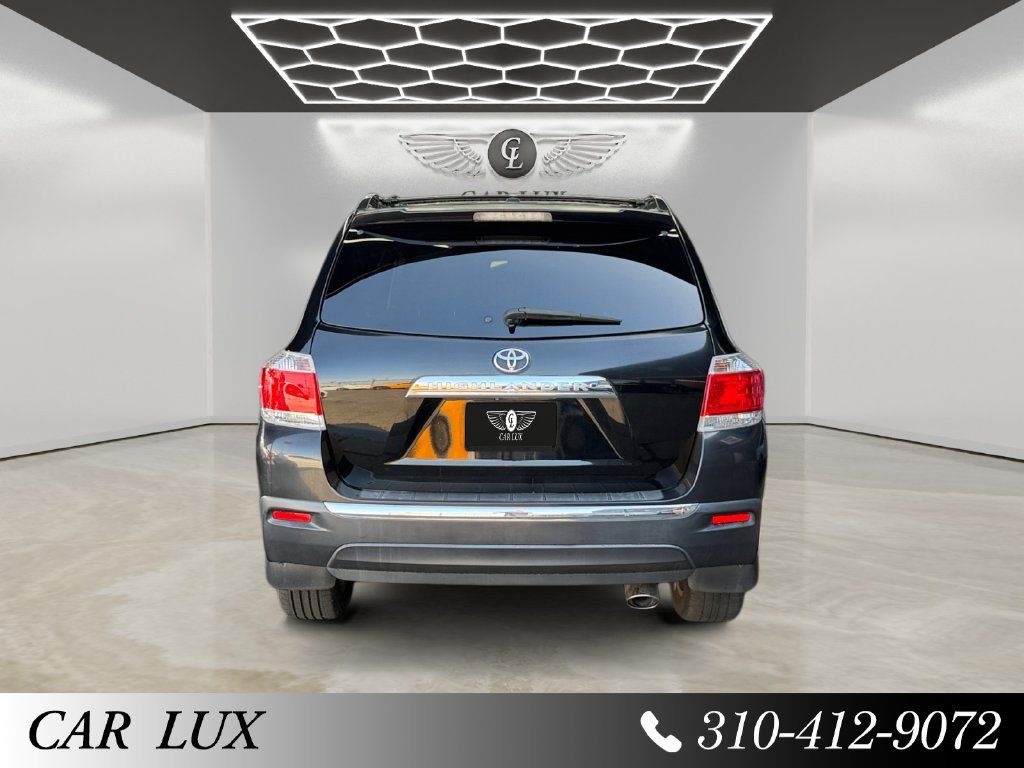 Used 2013 Toyota Highlander Limited FWD image 4