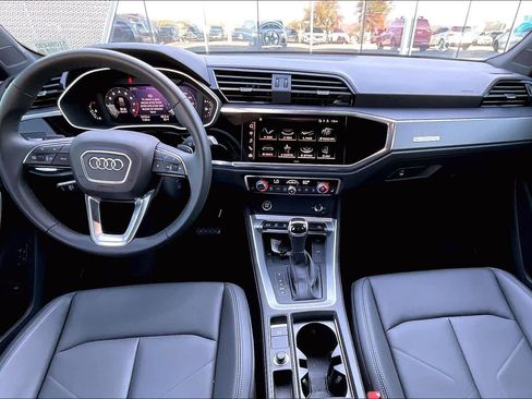 Certified 2025 Audi Q3 2.0T Premium w/ Convenience Package image 14